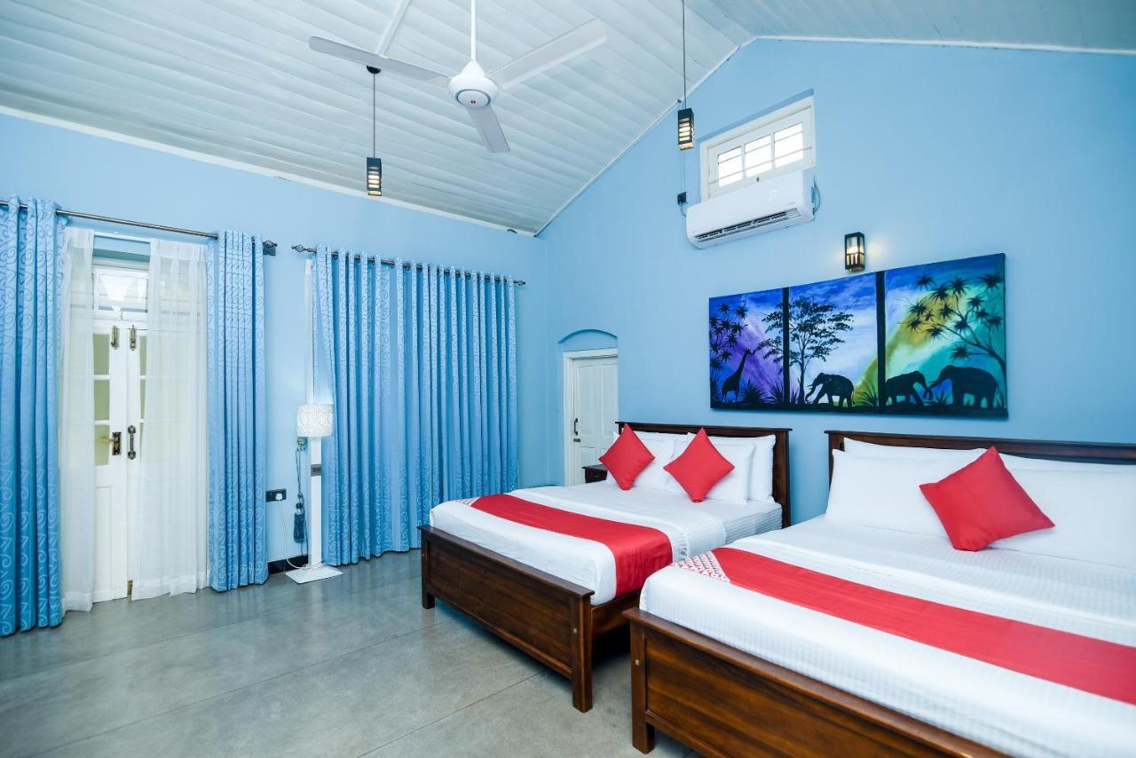 Man Mountain Villa Matale Eksteriør billede